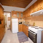 Calm House In Village, Lefkada Semesterbostad