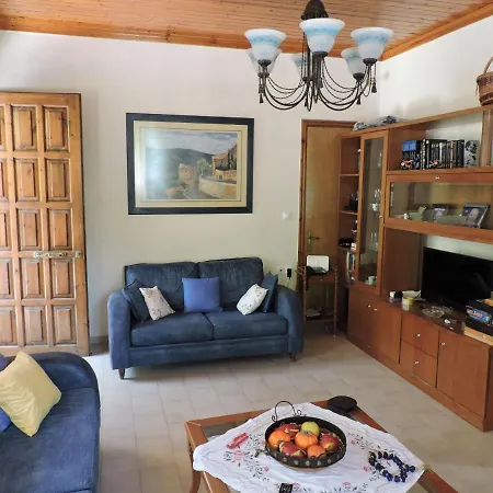 Calm House In Village, Lefkada Ferienhaus