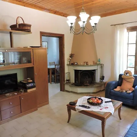 Case de vacanță Calm House In Village, Lefkada *