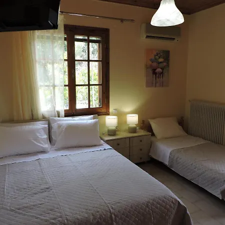 Calm House In Village, Lefkada * Sívros